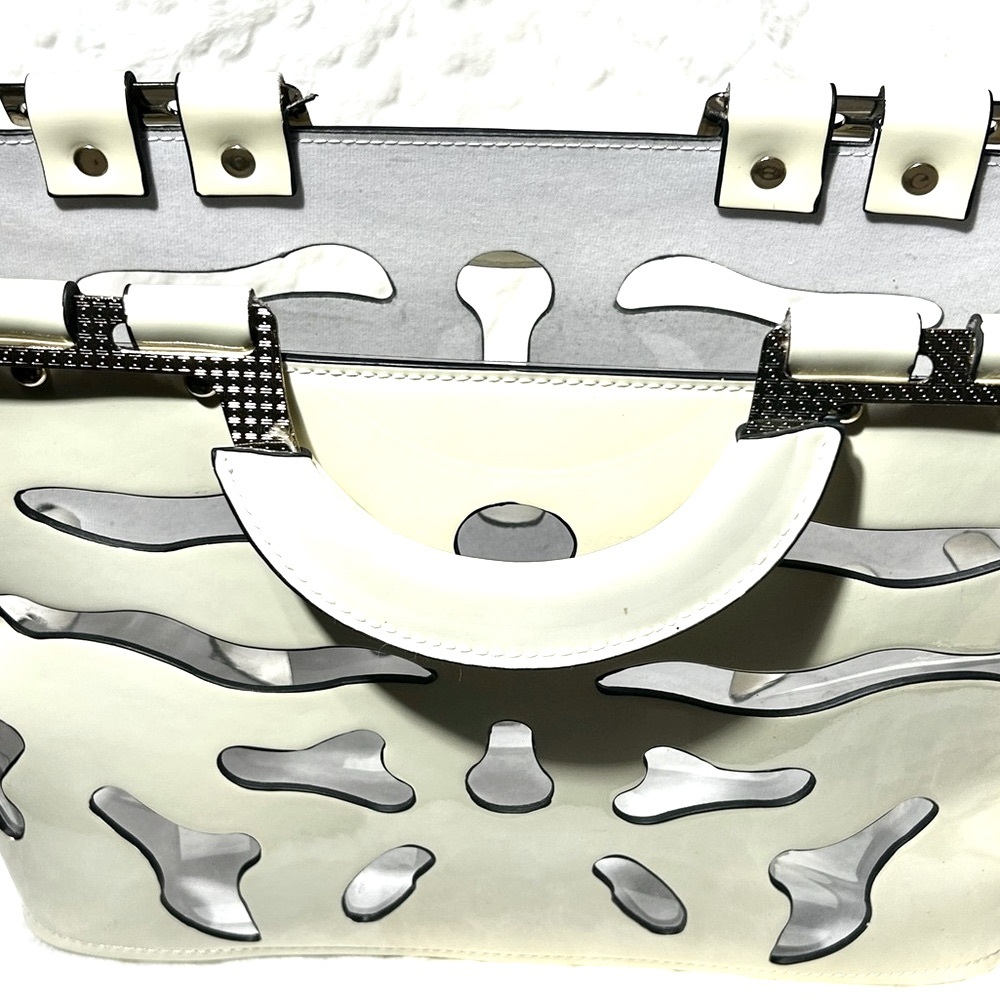 Stylish Trendy Elegant Cream Cut Out Purse Handbag Tote - Picture 15 of 15